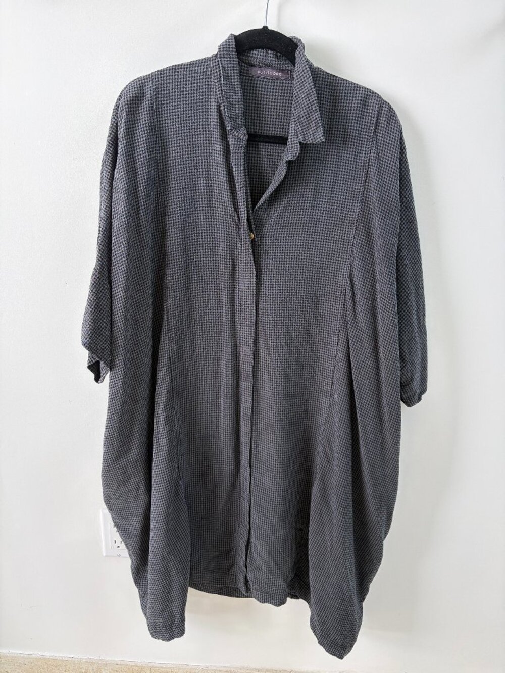 Cut Loose Gray and Black Dolman Short Sleeve Dress